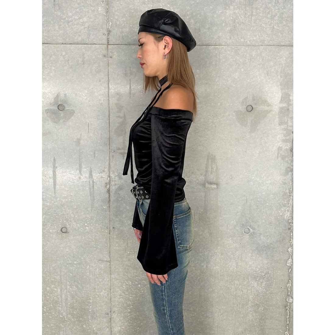 EGOIST EGOIST Off-Shoulder Velour Top with Stole