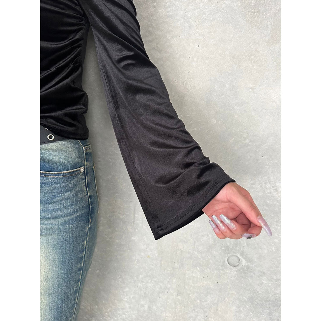 EGOIST EGOIST Off-Shoulder Velour Top with Stole