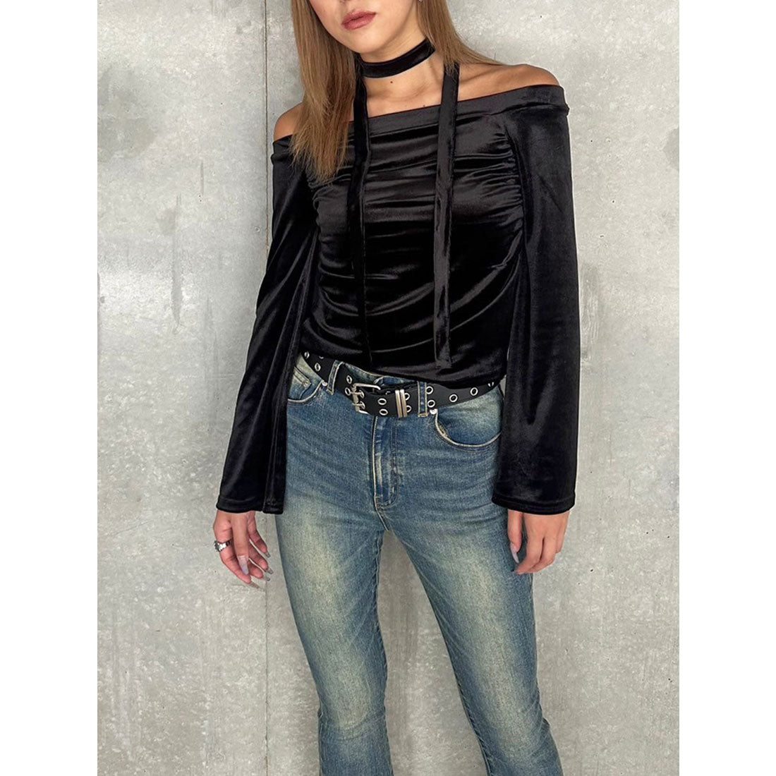 EGOIST EGOIST Off-Shoulder Velour Top with Stole