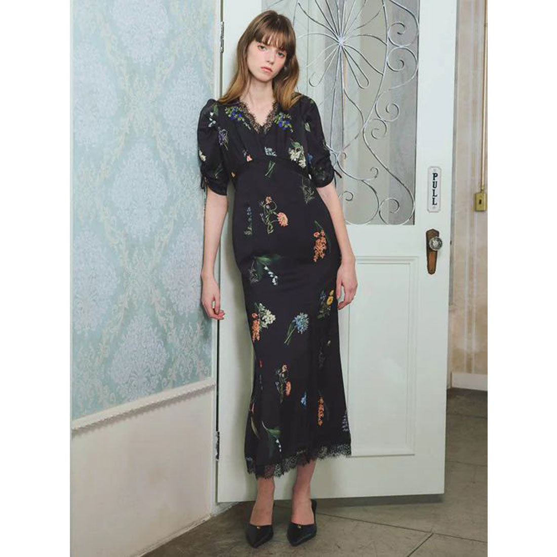 エイミーイストワール EIMY ISTOIRE レーストリムフラワーサテンワンピース (BLACK) BLACK