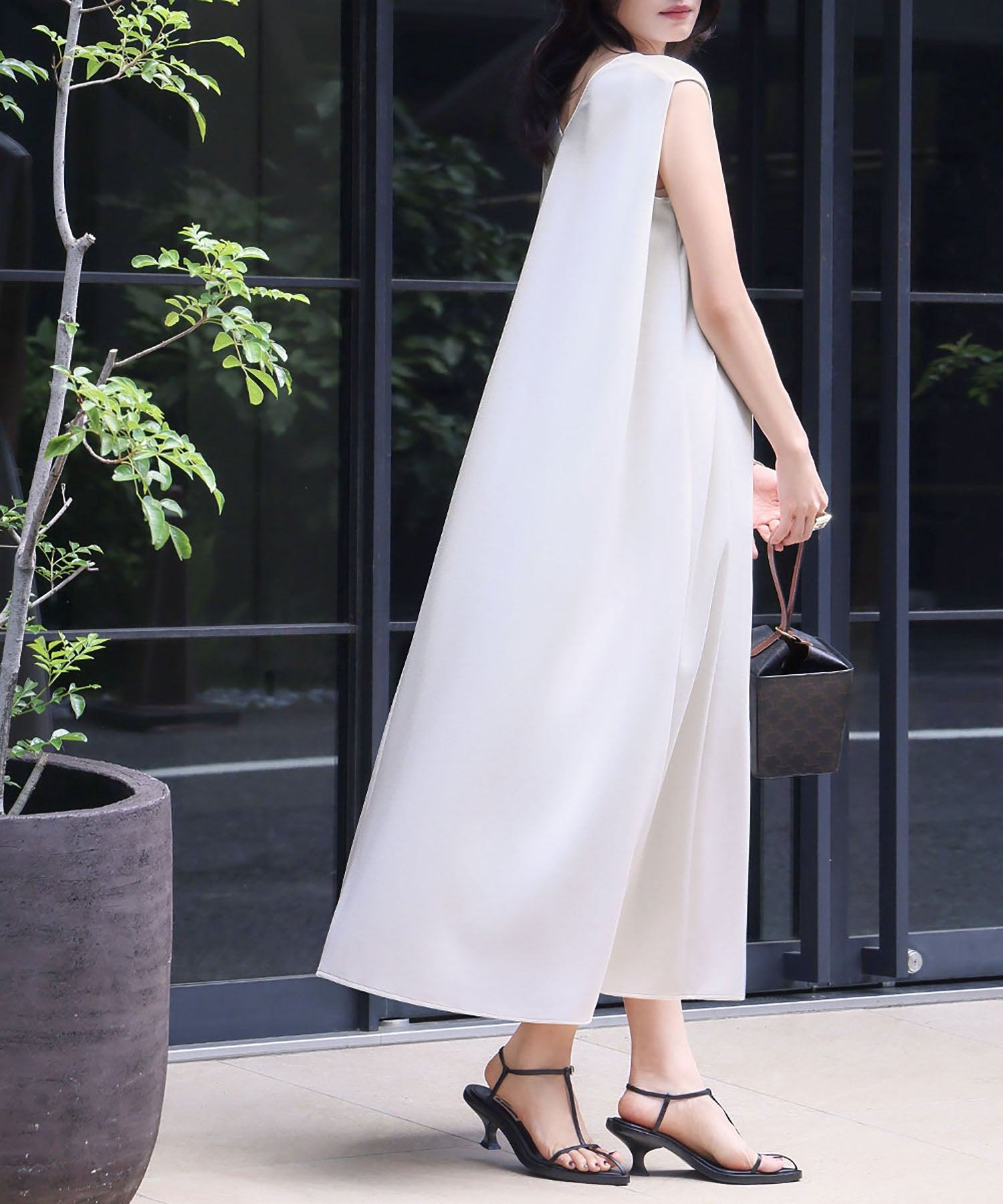 エルフランク ELFRANK ダンボール ノースリーブ ロング ワンピース (オフホワイト) オフホワイト