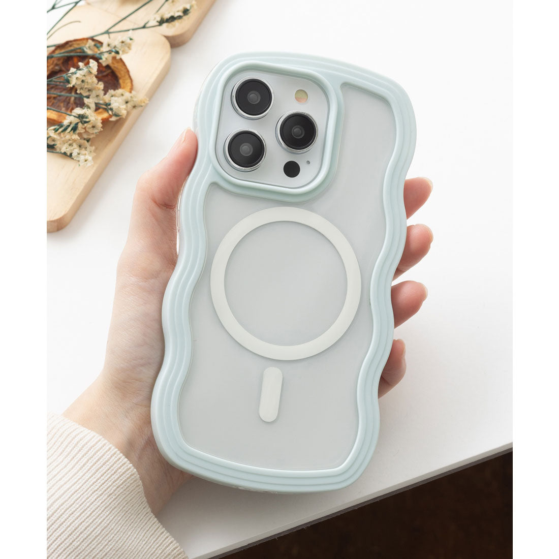 Emonique iPhone case cover wave wavy with MagSafe