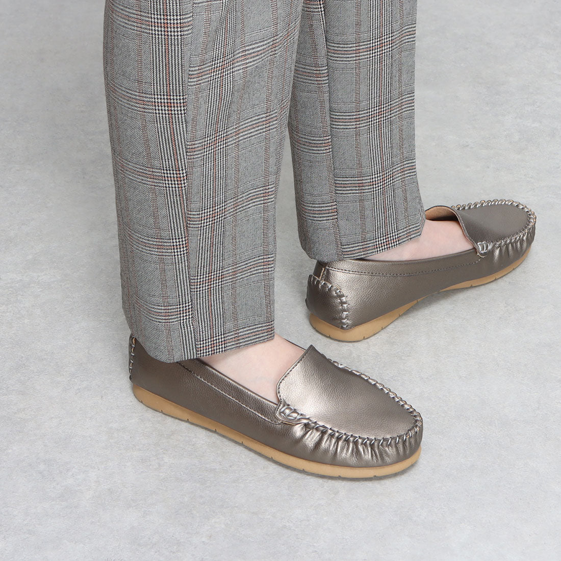 エンチャンテッド enchanted 《prima》プレーンモカシン (ブロンズ) ブロンズ