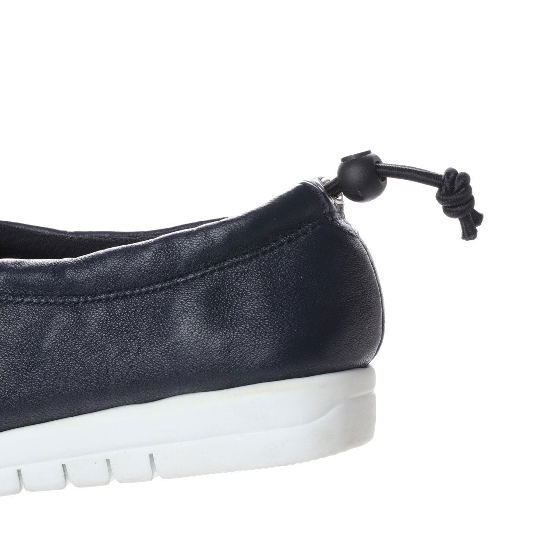 エンチャンテッド enchanted 本革スリッポンスニーカー