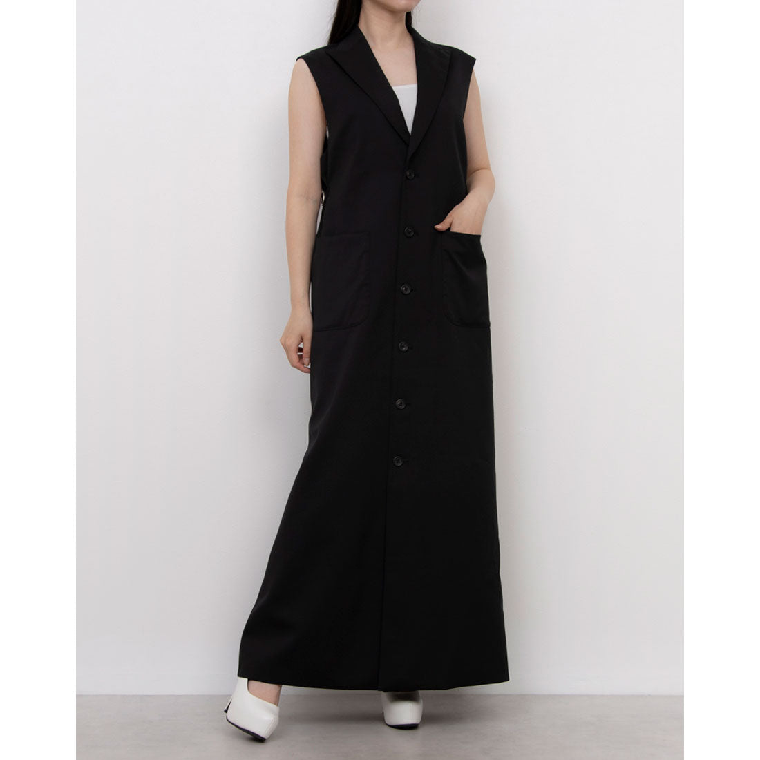 エンライトメント ENLIGHTENMENT N SLEEVELESS DRESS (ブラック) ブラック