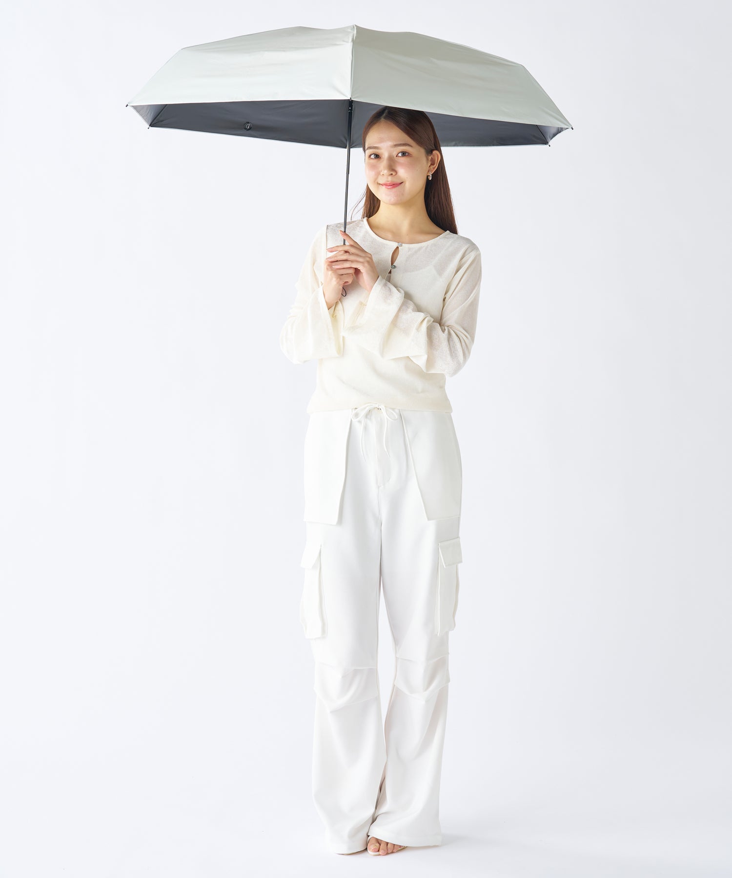 エスタ estaa 【超軽量/約158g~】マジカルテックプロ 遮光率100% 折りたたみ傘 晴雨兼用日傘 61cm (ペールスカイ) ペールスカイ