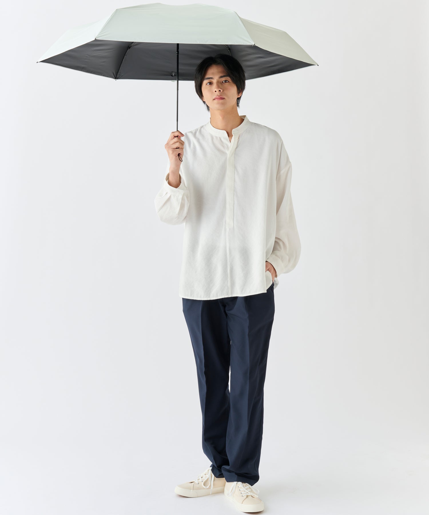 エスタ estaa 【超軽量/約158g~】マジカルテックプロ 遮光率100% 折りたたみ傘 晴雨兼用日傘 61cm (ペールスカイ) ペールスカイ