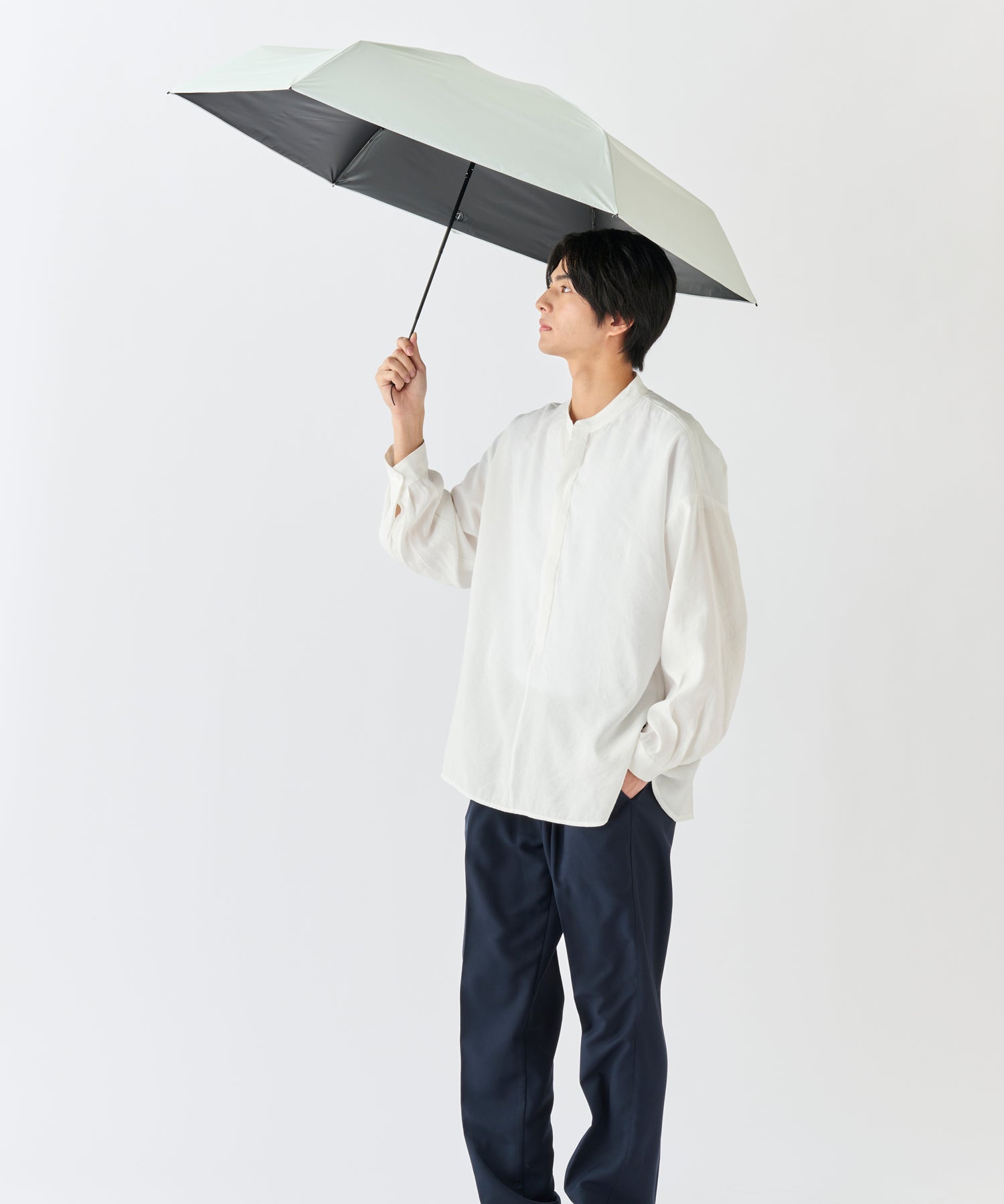 エスタ estaa 【超軽量/約158g~】マジカルテックプロ 遮光率100% 折りたたみ傘 晴雨兼用日傘 61cm (ペールスカイ) ペールスカイ