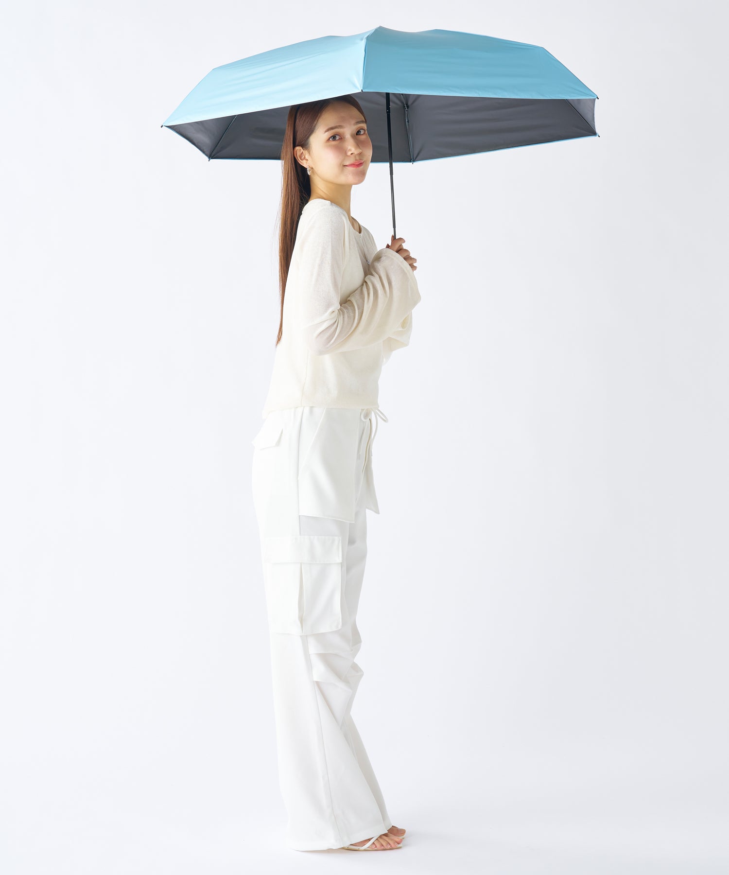 エスタ estaa 【超軽量/約158g~】マジカルテックプロ 遮光率100% 折りたたみ傘 晴雨兼用日傘 61cm (ペールスカイ) ペールスカイ