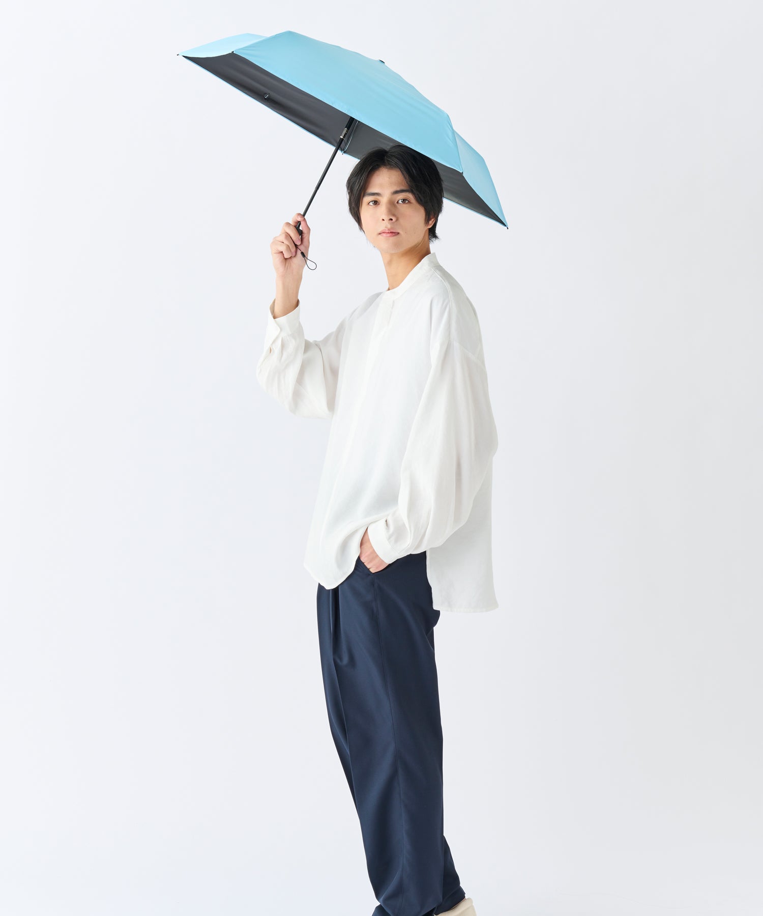 エスタ estaa 【超軽量/約155g~】マジカルテックプロ 遮光率100% 自動開閉傘 晴雨兼用日傘 UV 50cm (ベージュ) ベージュ