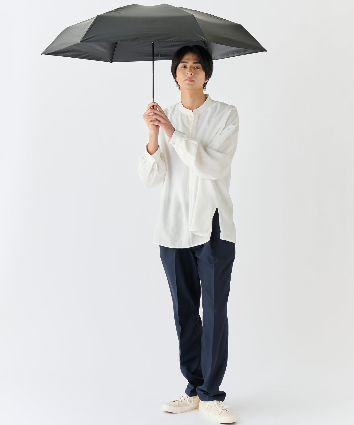 エスタ estaa 【超軽量/約158g~】マジカルテックプロ 遮光率100% 折りたたみ傘 晴雨兼用日傘 61cm (ブラック) ブラック