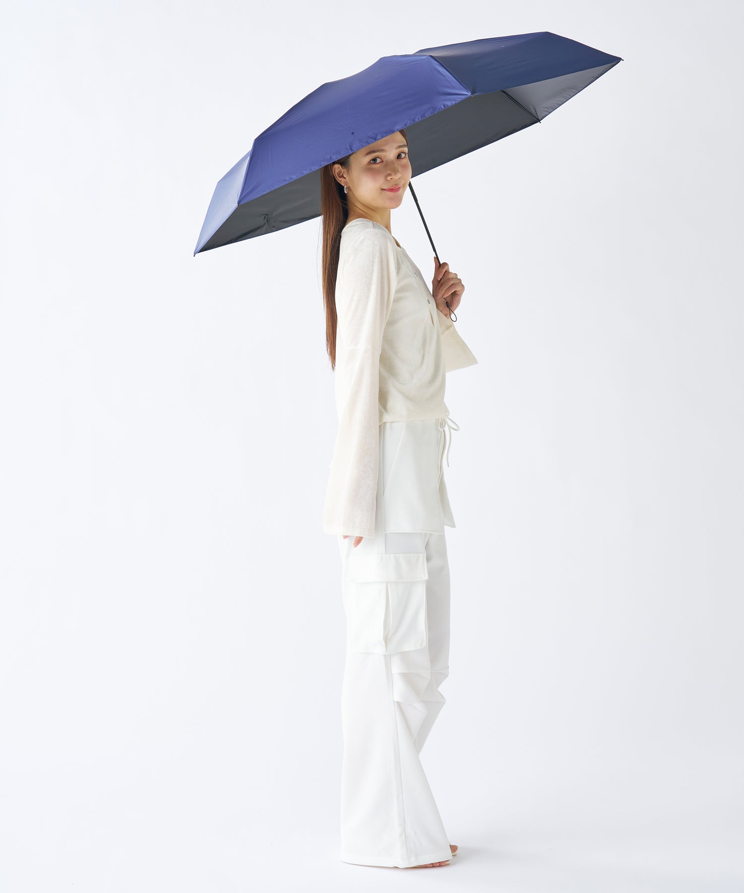 エスタ estaa 【超軽量/約158g~】マジカルテックプロ 遮光率100% 折りたたみ傘 晴雨兼用日傘 61cm (ブラック) ブラック