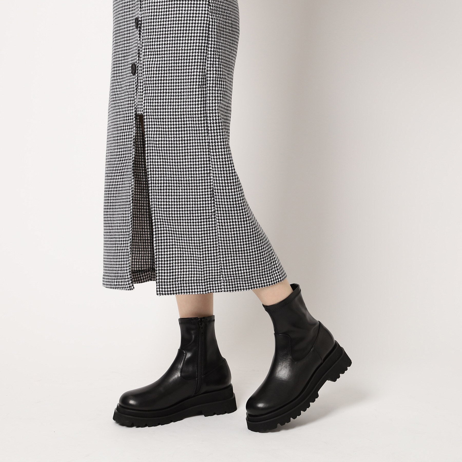 エスペランサ ESPERANZA 厚底トラックソールショートブーツ レイン対応 (ブラック(019)) ブラック(019)