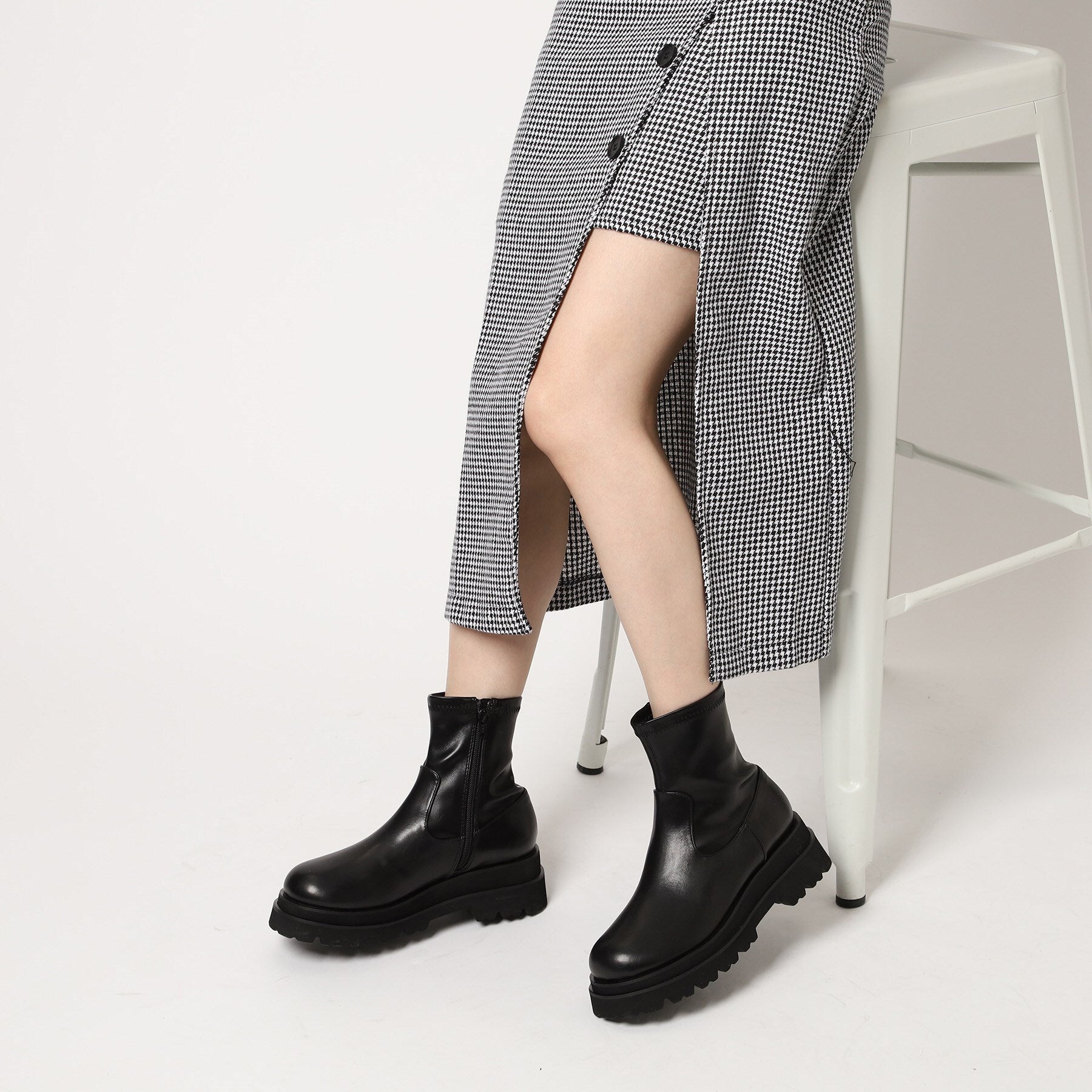 エスペランサ ESPERANZA 厚底トラックソールショートブーツ レイン対応 (ブラック(019)) ブラック(019)