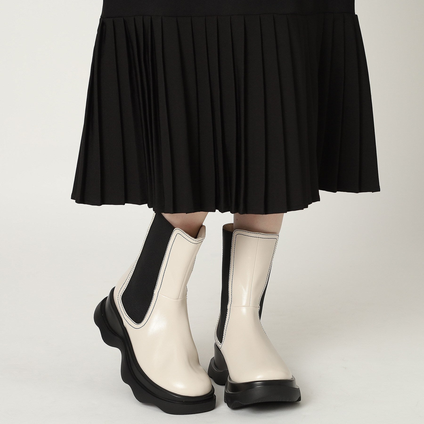 エスペランサ ESPERANZA ウェーブソールサイドゴアショートブーツ (ブラック(019)) ブラック(019)