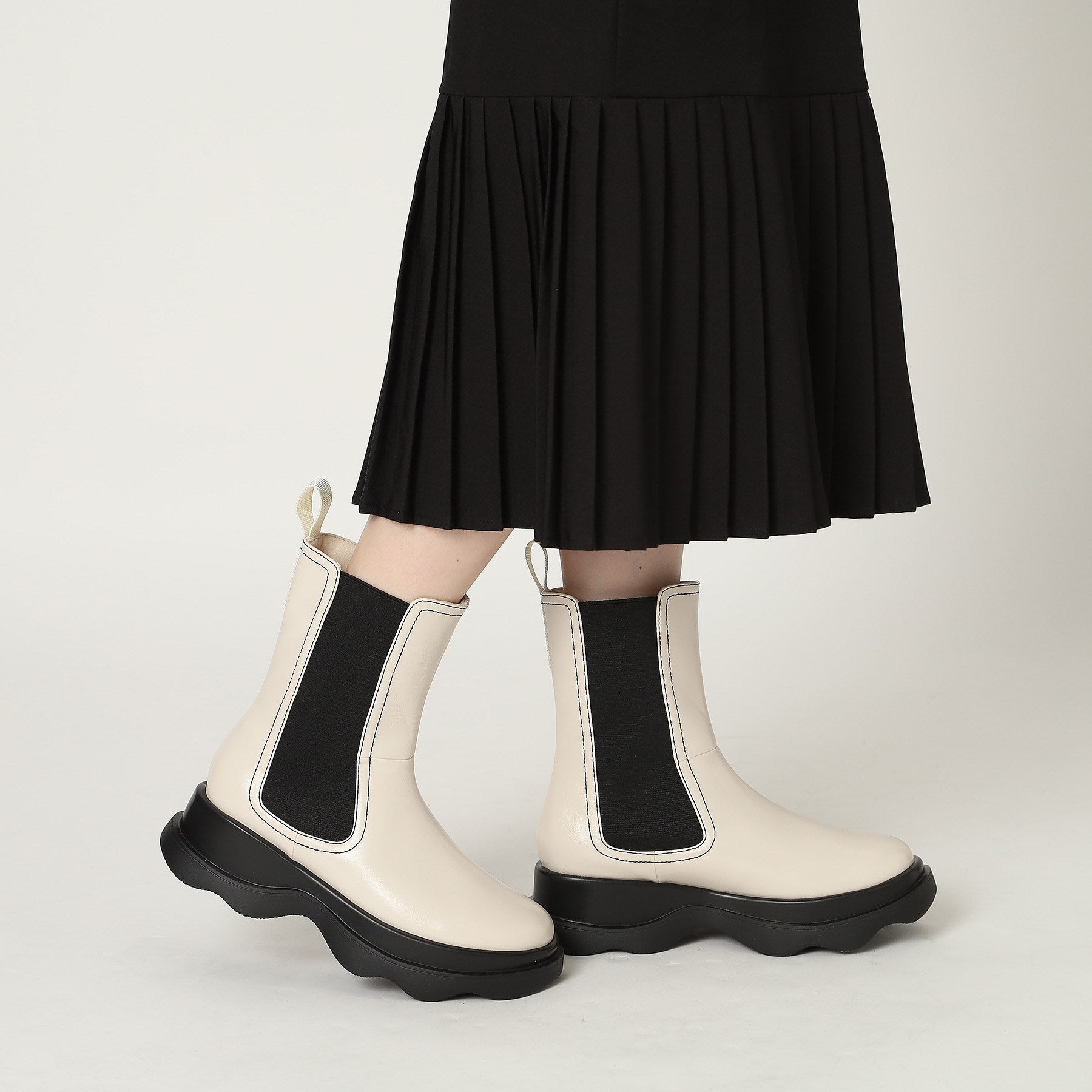 エスペランサ ESPERANZA ウェーブソールサイドゴアショートブーツ (ブラック(019)) ブラック(019)