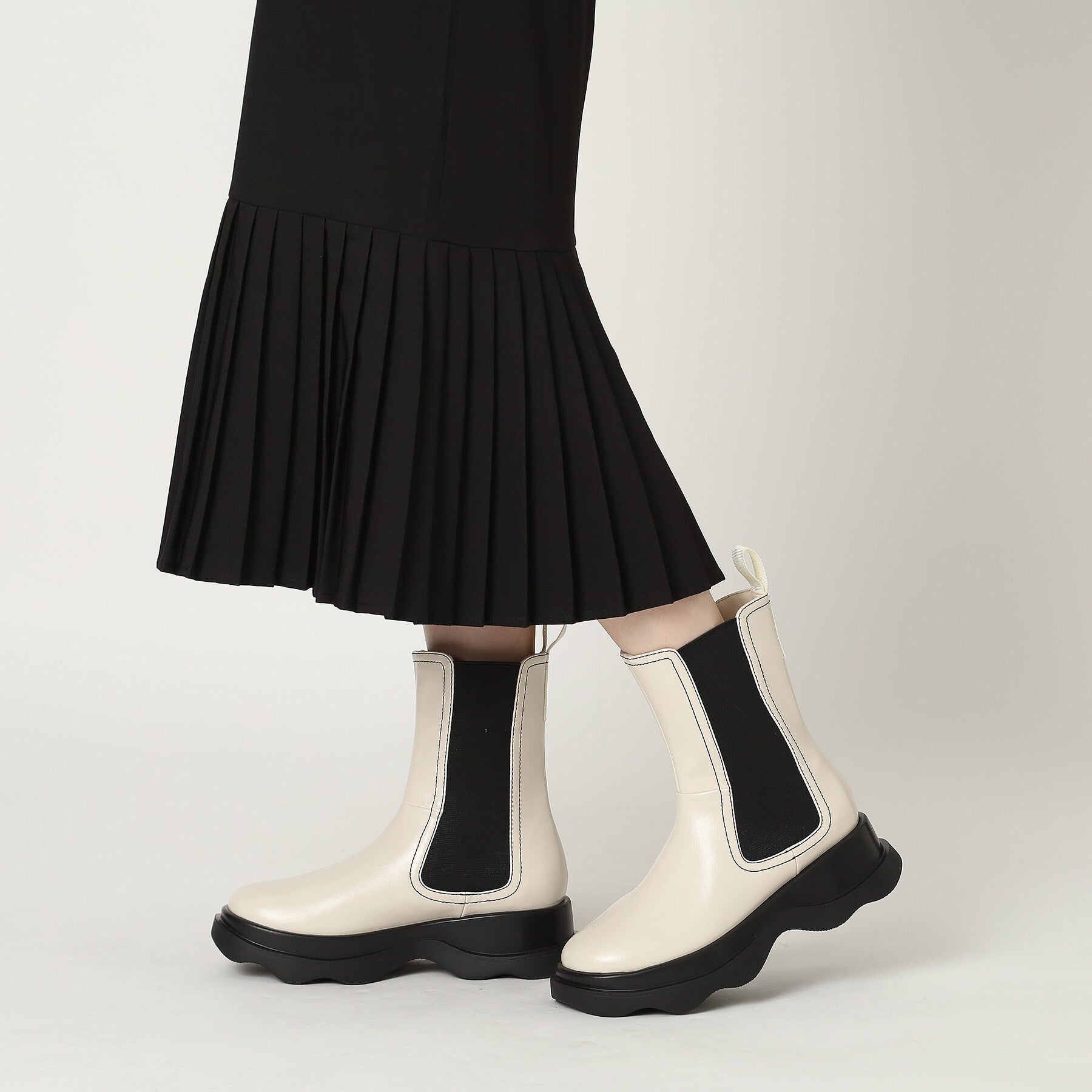 エスペランサ ESPERANZA ウェーブソールサイドゴアショートブーツ (ブラック(019)) ブラック(019)