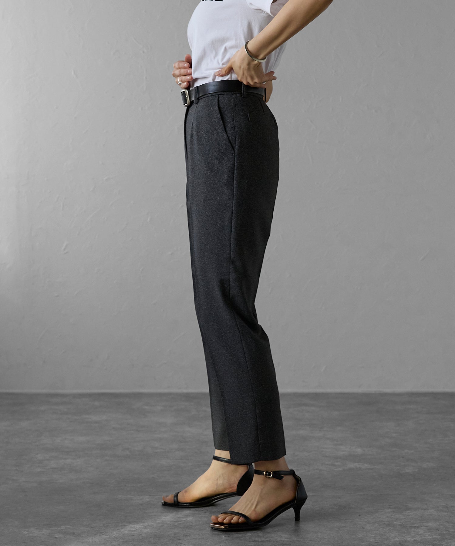 エトレプレ etre pret テーパードパンツ (ネイビー) ネイビー