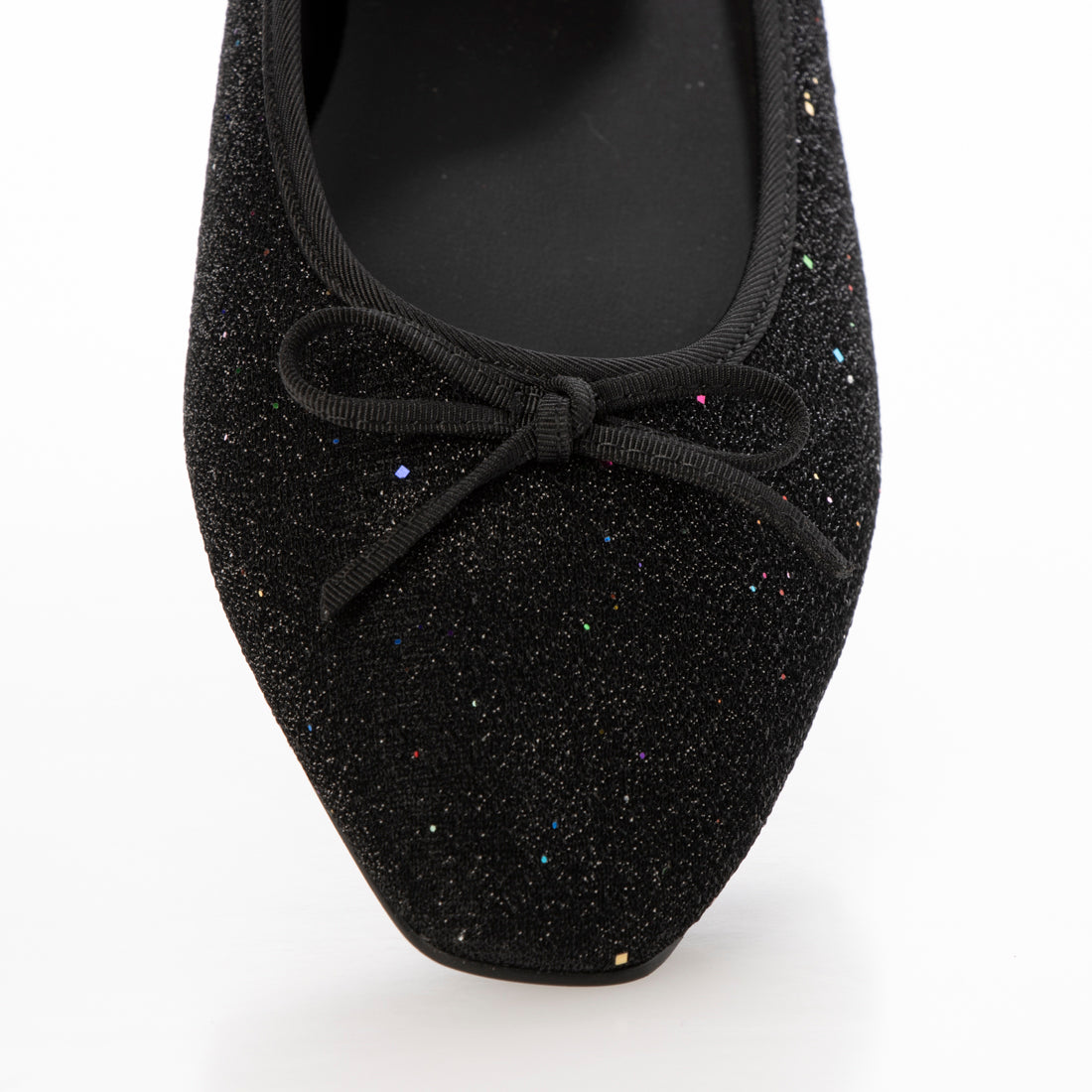 【EVOL/イーボル】 【ふかふか・軽量】アーモンドトゥフラットバレエ IZ5782 (ブラック) ブラック