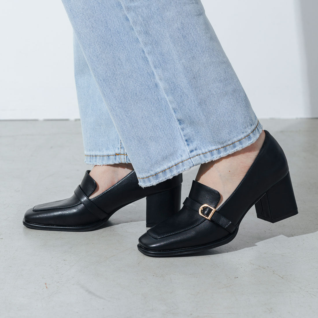 【EVOL/イーボル】 【クッション入り・美脚効果あり】スクエア3.5cmコインローファー IZ5802 (ブラック) ブラック