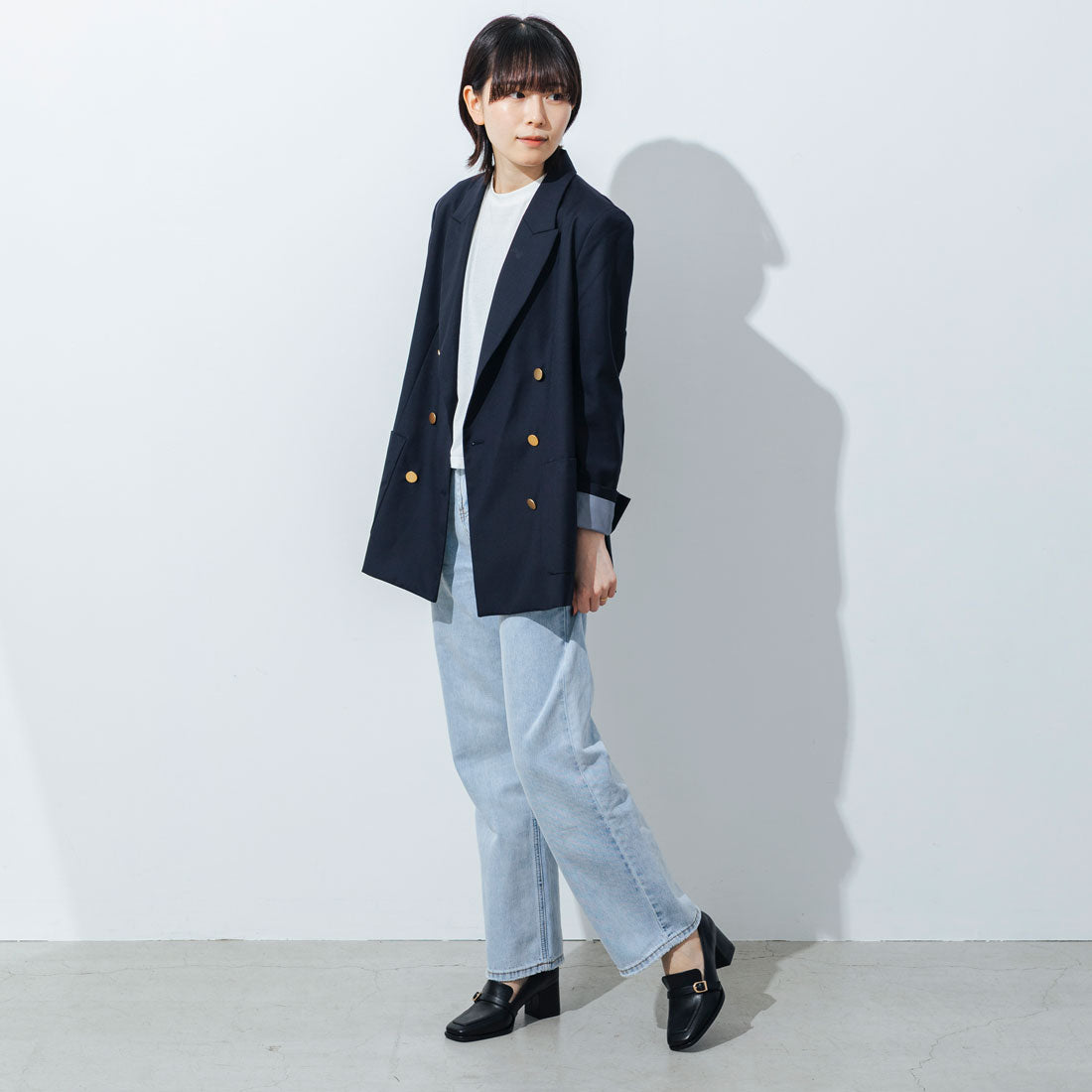 【EVOL/イーボル】 【クッション入り・美脚効果あり】スクエア3.5cmコインローファー IZ5802 (ブラック) ブラック