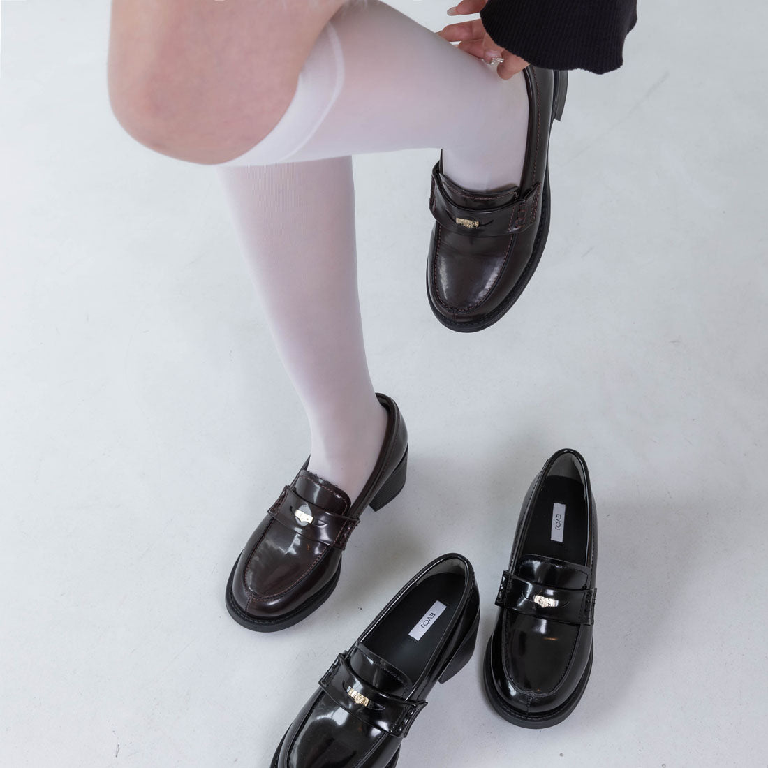 【EVOL/イーボル】 【ふかふか・クッション入り】4.5cmコインローファー IZ5863 (ブラウンエナメル) ブラウンエナメル