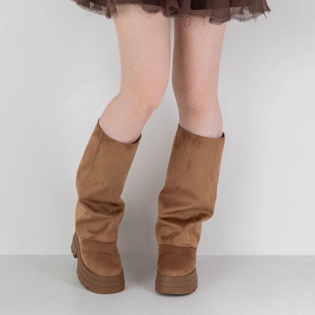 【EVOL/イーボル】 【S-LLサイズ展開・美脚効果あり】2WAYムートンカバーブーツ IZ5887 (キャメルスエード) キャメルスエード