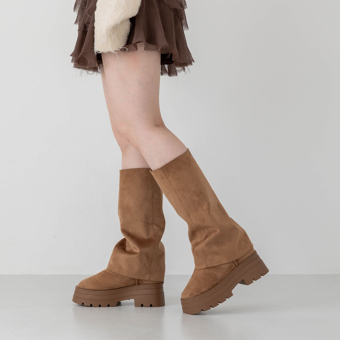 【EVOL/イーボル】 【S-LLサイズ展開・美脚効果あり】2WAYムートンカバーブーツ IZ5887 (キャメルスエード) キャメルスエード
