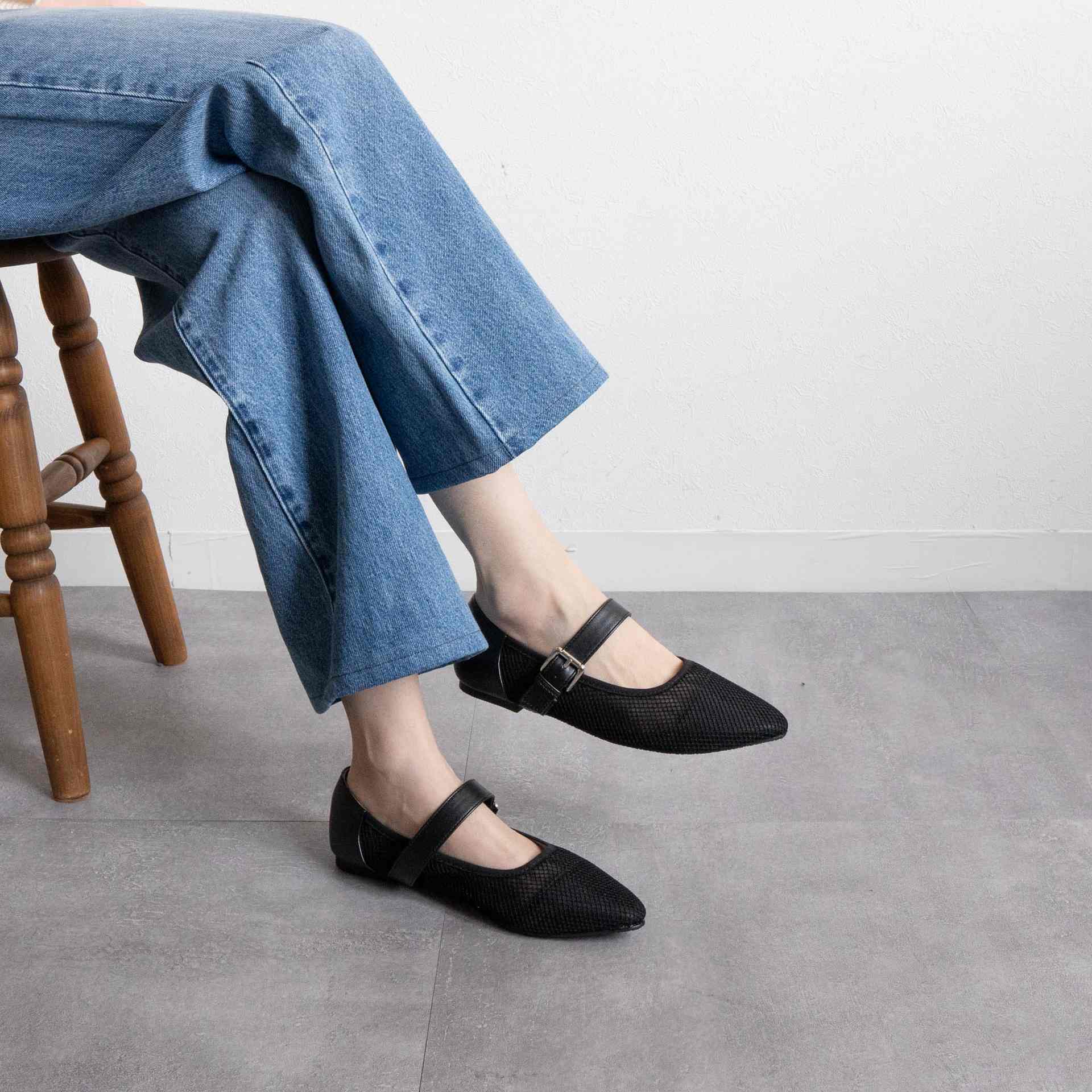 ファビーファビー FABBY FABBY. メッシュメリージェーンパンプス (ブラック) ブラック