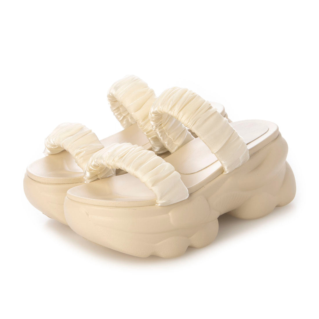 ファビーファビー FABBY FABBY. サテンシャーリング2ベルト厚底サンダル (オフホワイト) オフホワイト