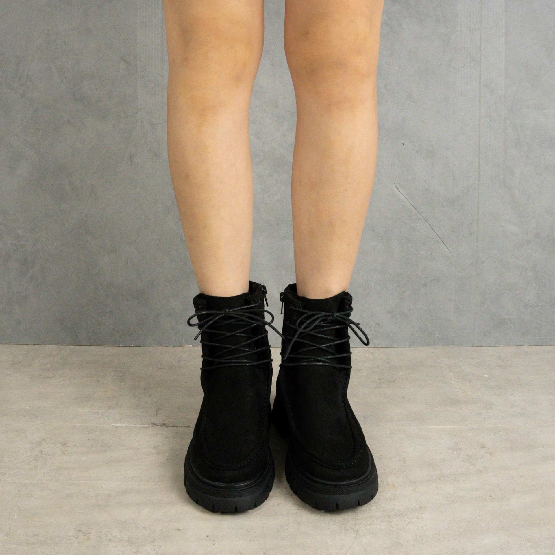 FABBY FABBY. Lace-up suede tank sole short boots