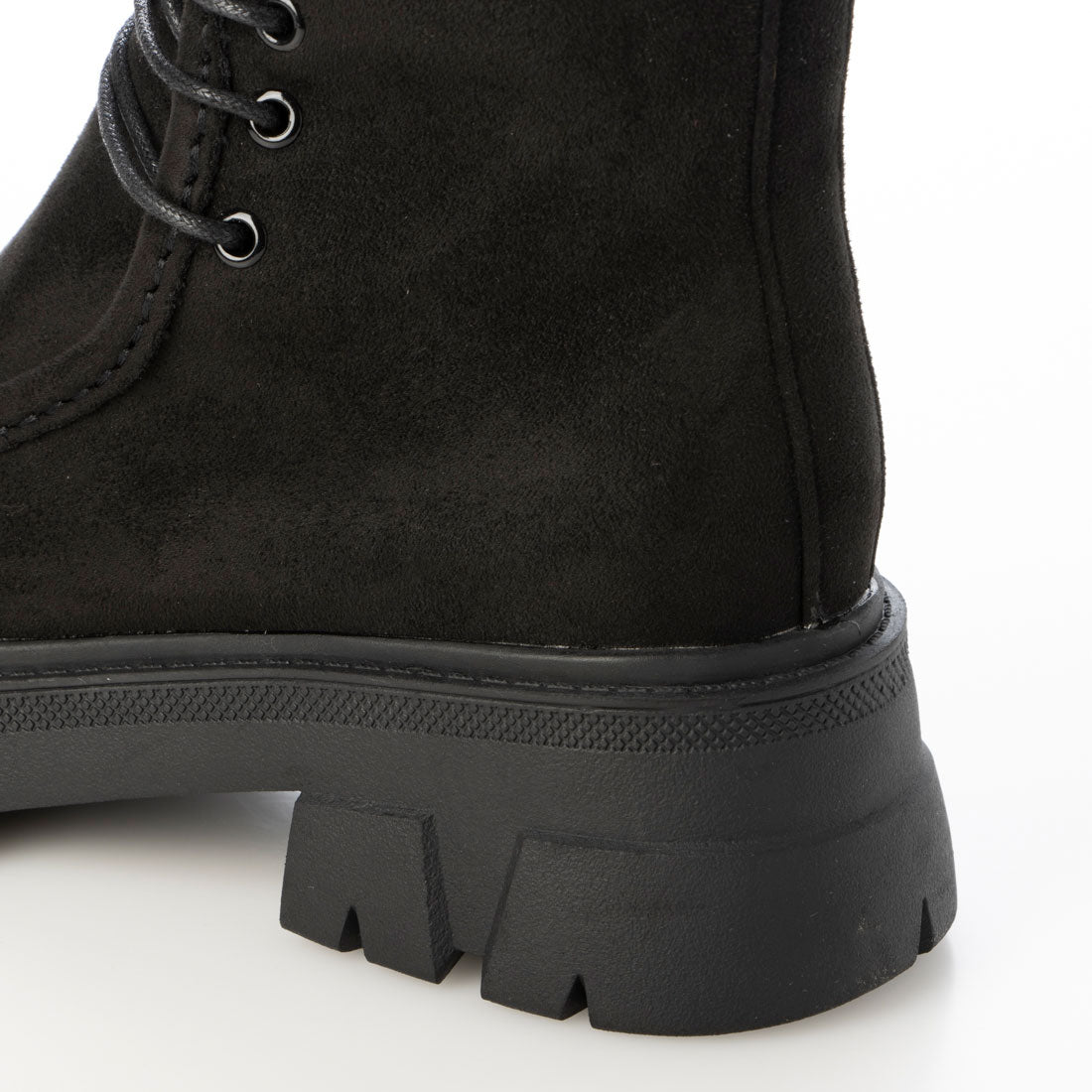 FABBY FABBY. Lace-up suede tank sole short boots