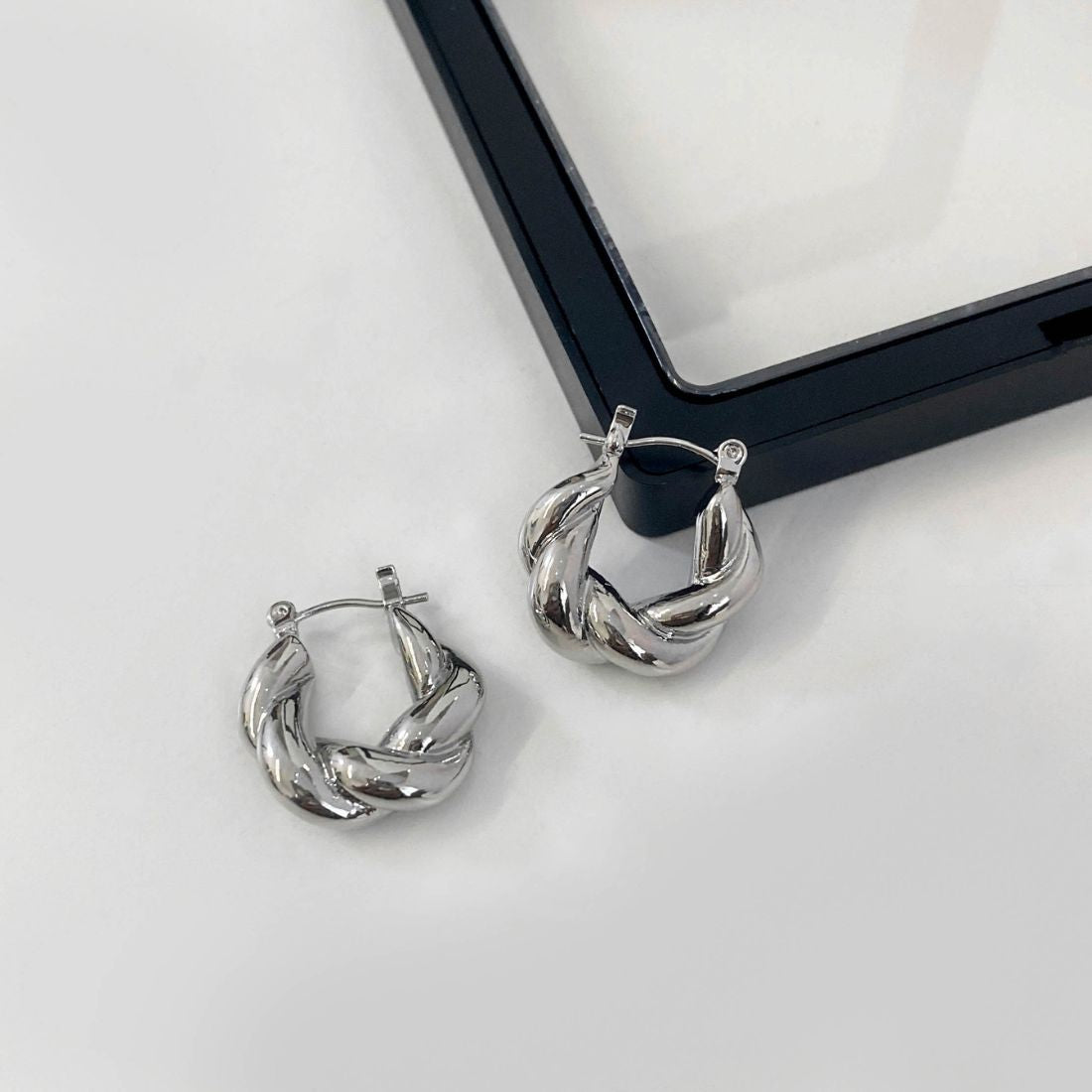 フォースメント Forcement 柔らかなフープピアス (シルバー) シルバー