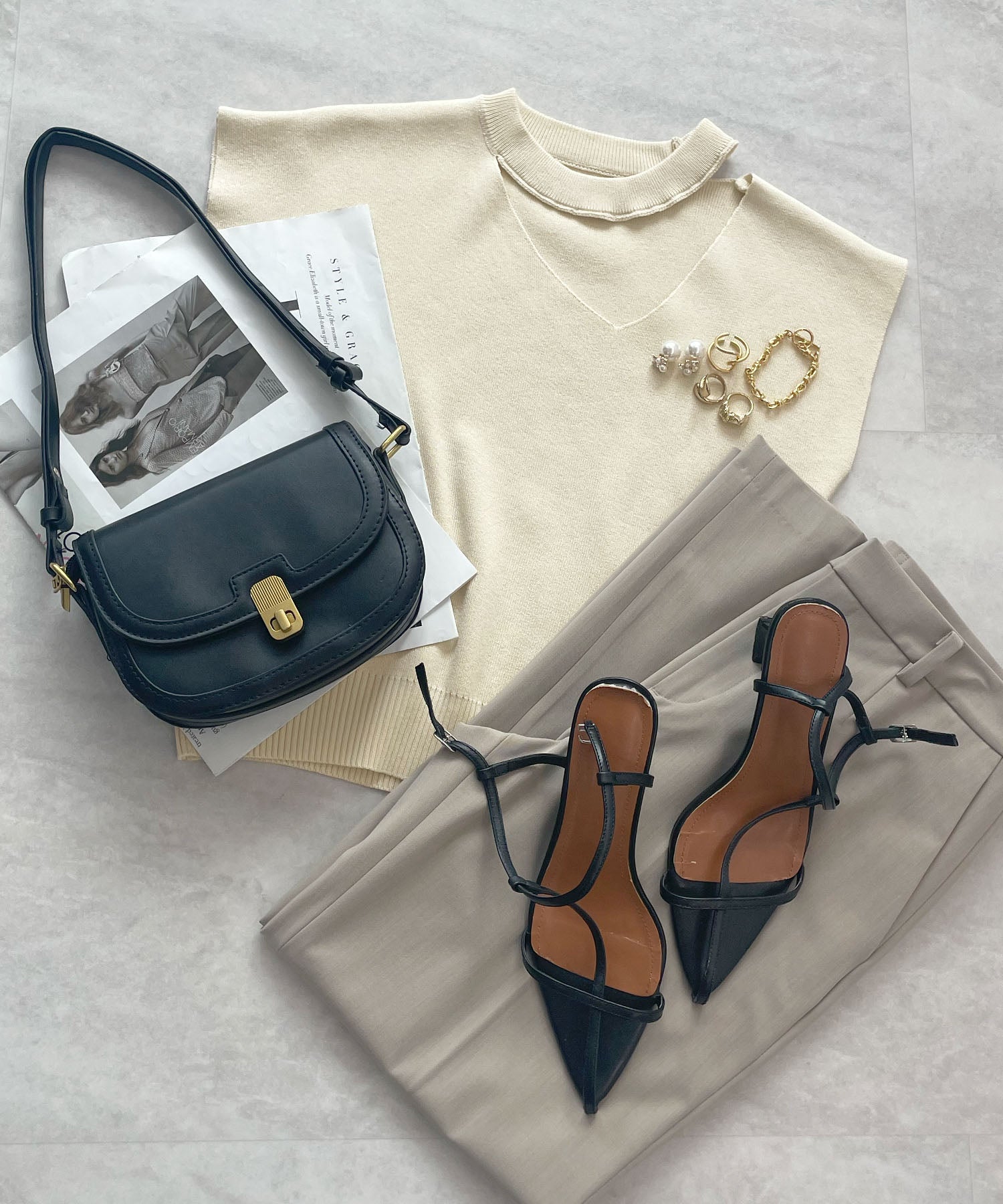 フューティアランド Futier Land アシメスリーブチョーカーネックトップス (ライトグレー) ライトグレー