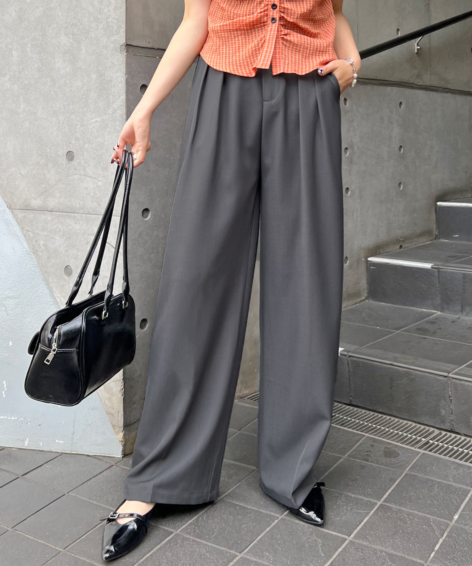 フューティアランド Futier Land ツータックワイドストレートスラックス (グレー) グレー