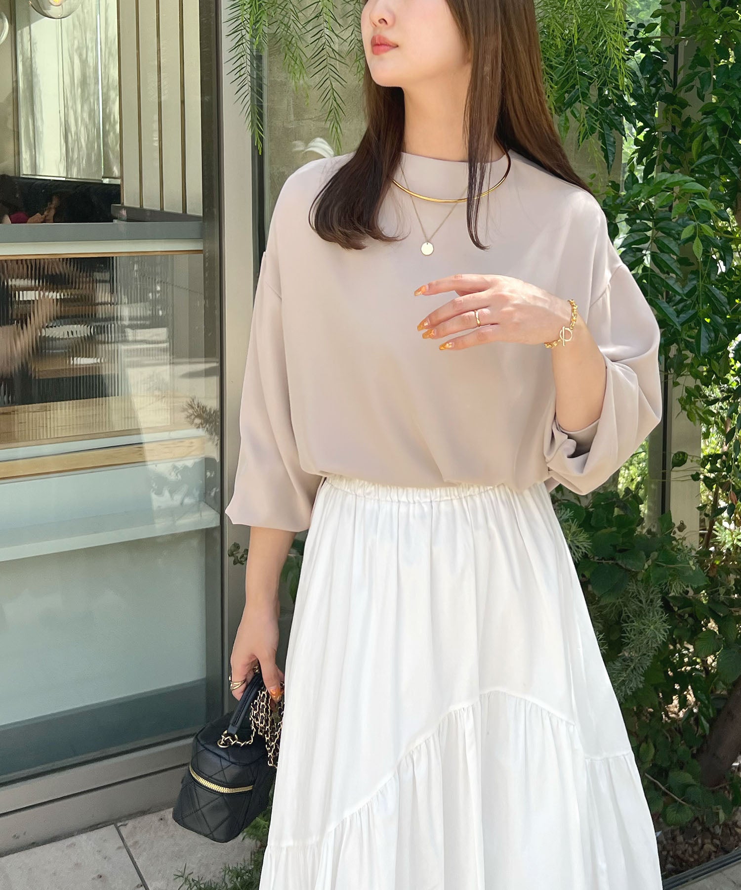 フューティアランド Futier Land とろみVネック長袖ブラウス (グレージュ) グレージュ