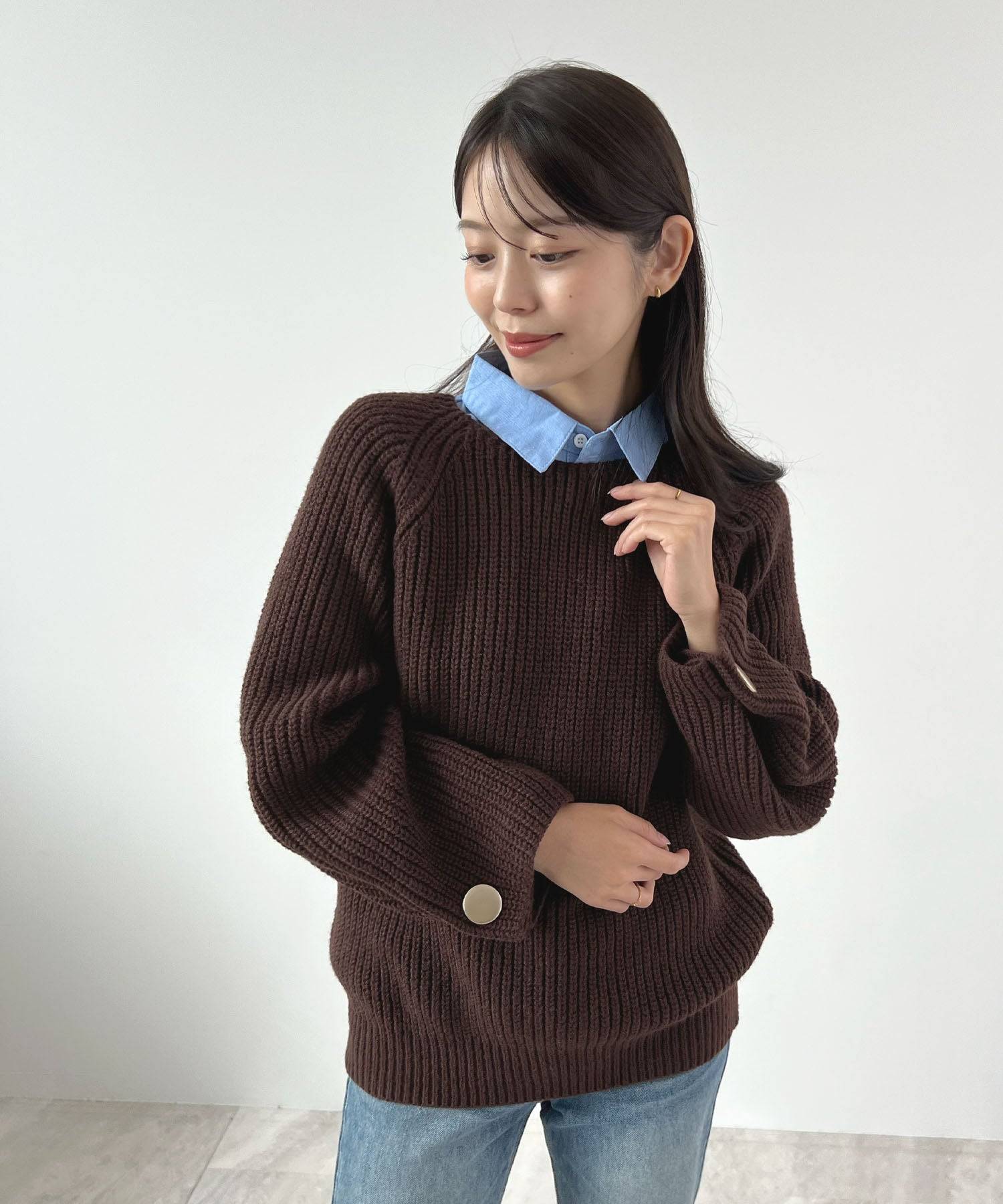 フューティアランド Futier Land 袖ボタンニット (ブラウン) ブラウン