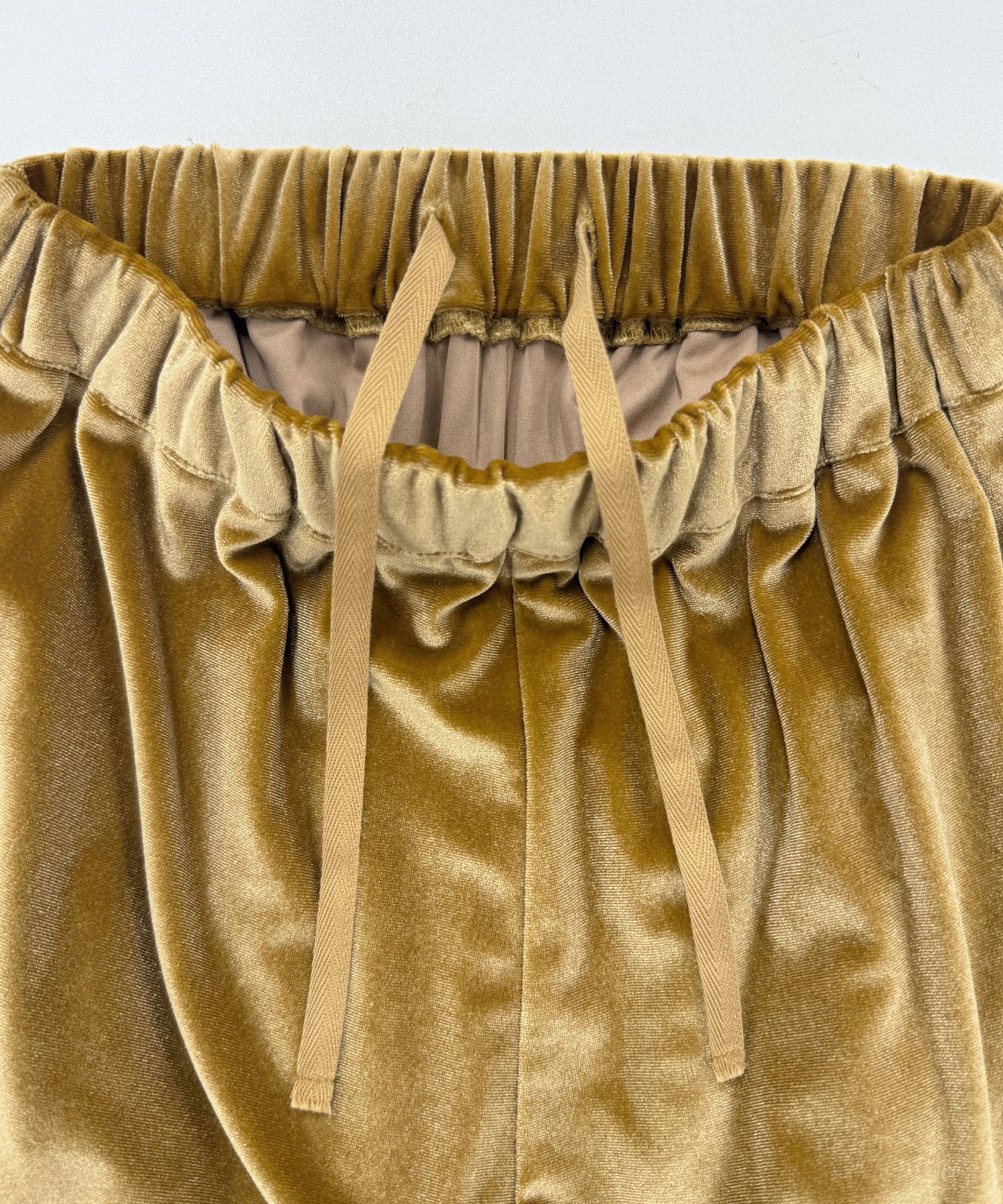 フューティアランド Futier Land ベロアフレアパンツ (マスタード) マスタード