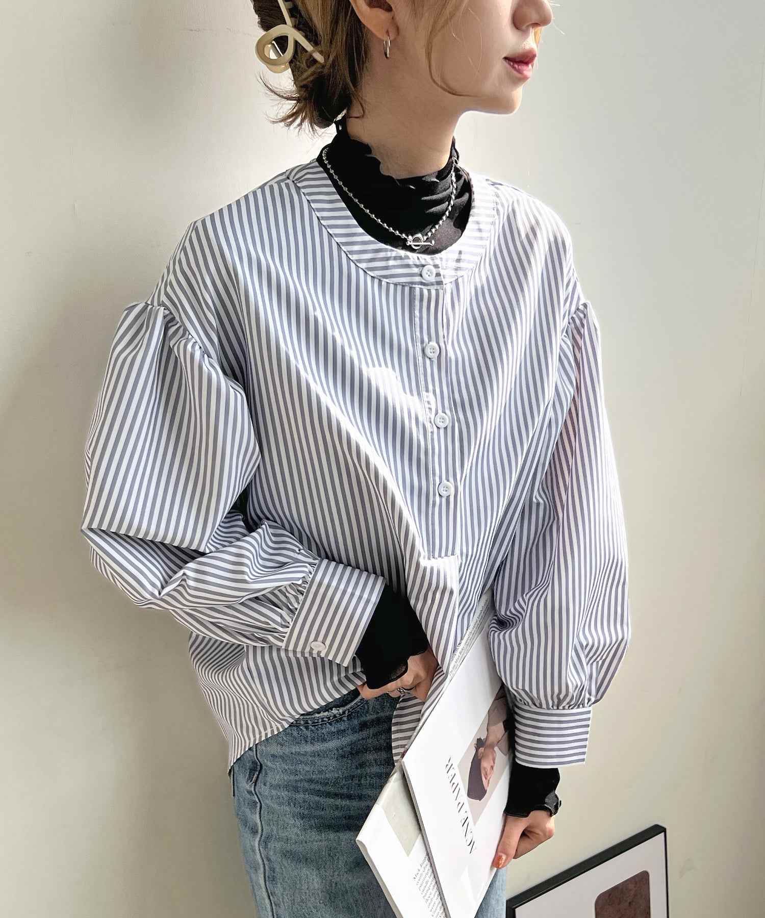 フューティアランド Futier Land ストライプ柄バルーンスリーブバンドカラーブラウス,グレー