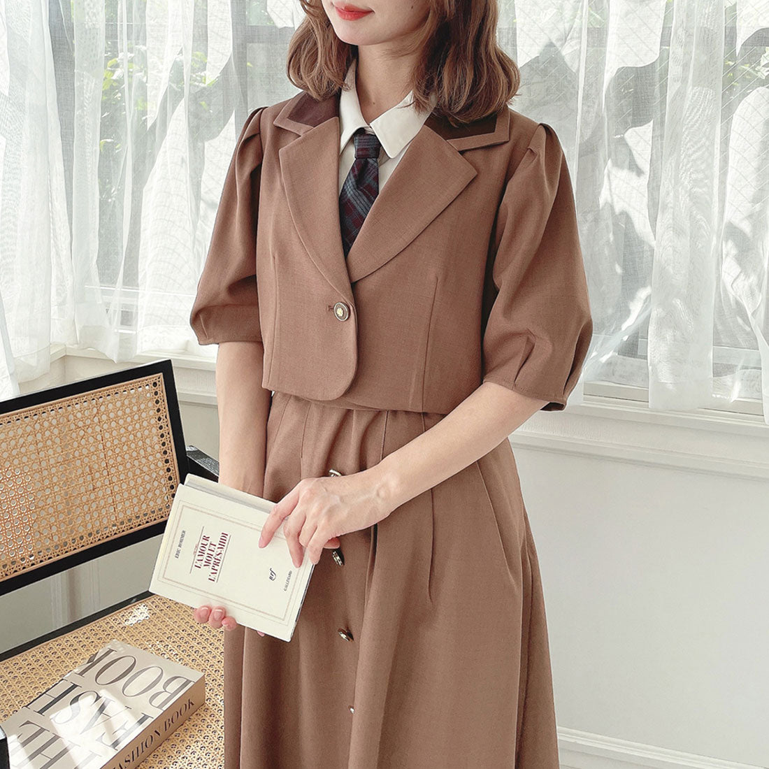 フィント F i.n.t 釦使いパフスリーブジャケットセットアップ (BROWN) BROWN