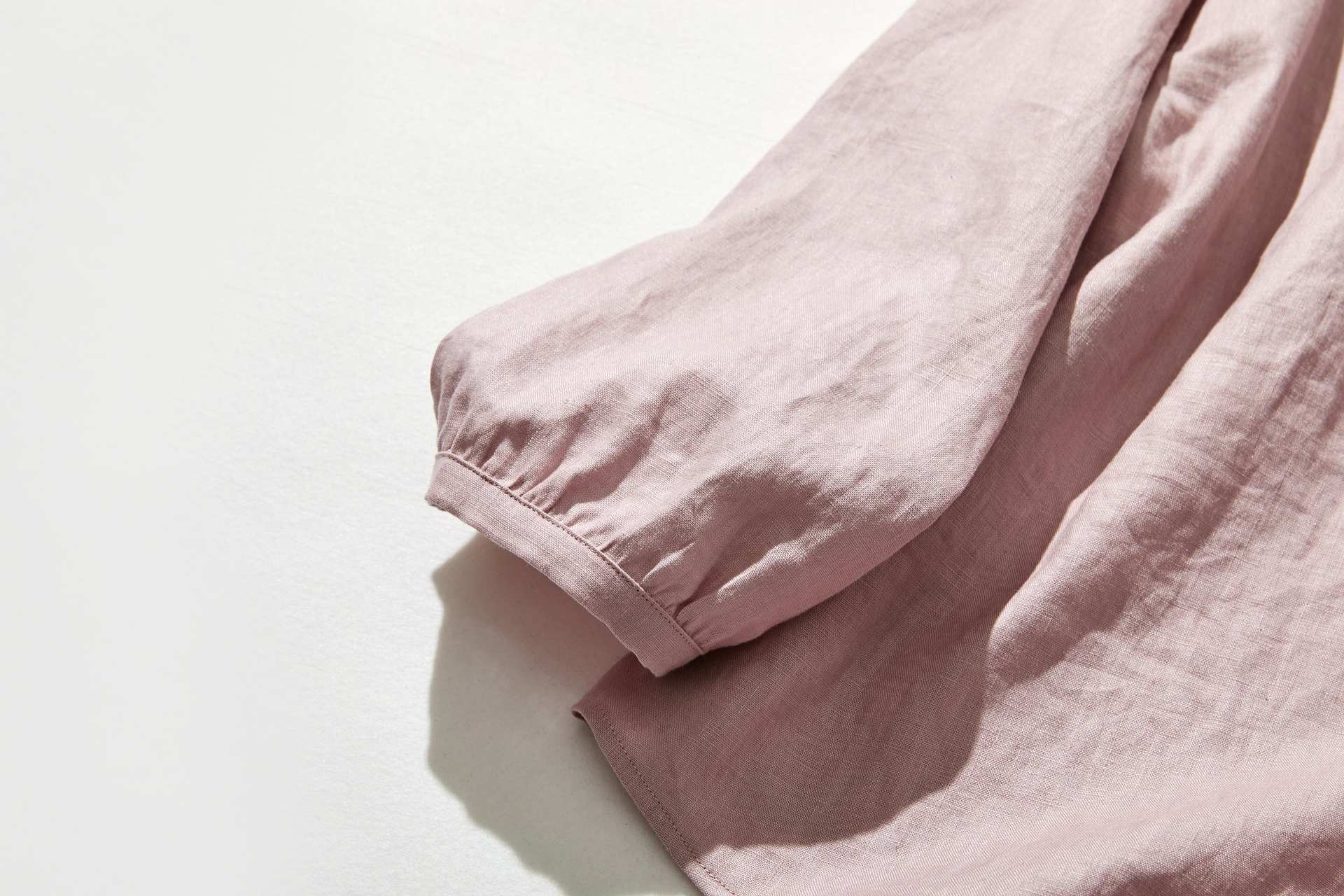 フォーリン アンド コー fall-in&co 大人の抜け感と可愛さ叶えるリネン ブラウス 日除けにも活躍可能 リネン100% 薄藤色 230503-1 (薄藤色) 薄藤色