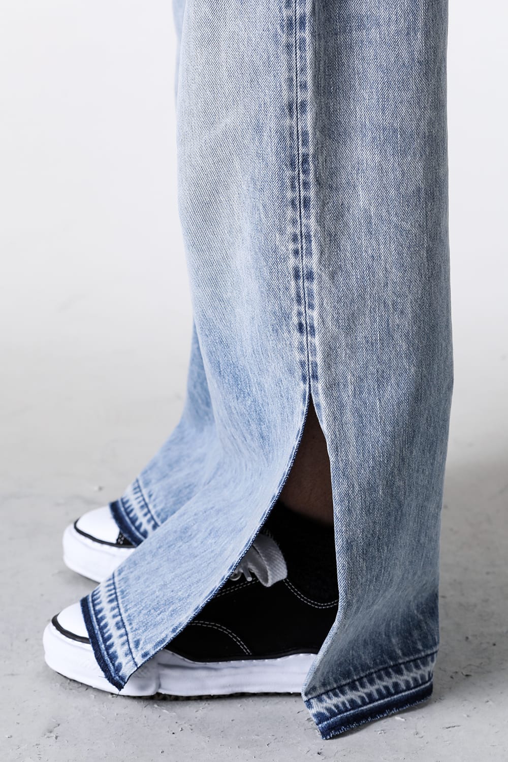 ファンダメンタル FDMTL WOMENS FIT FLARE DENIM LIGHT WASH (Indigo) Indigo