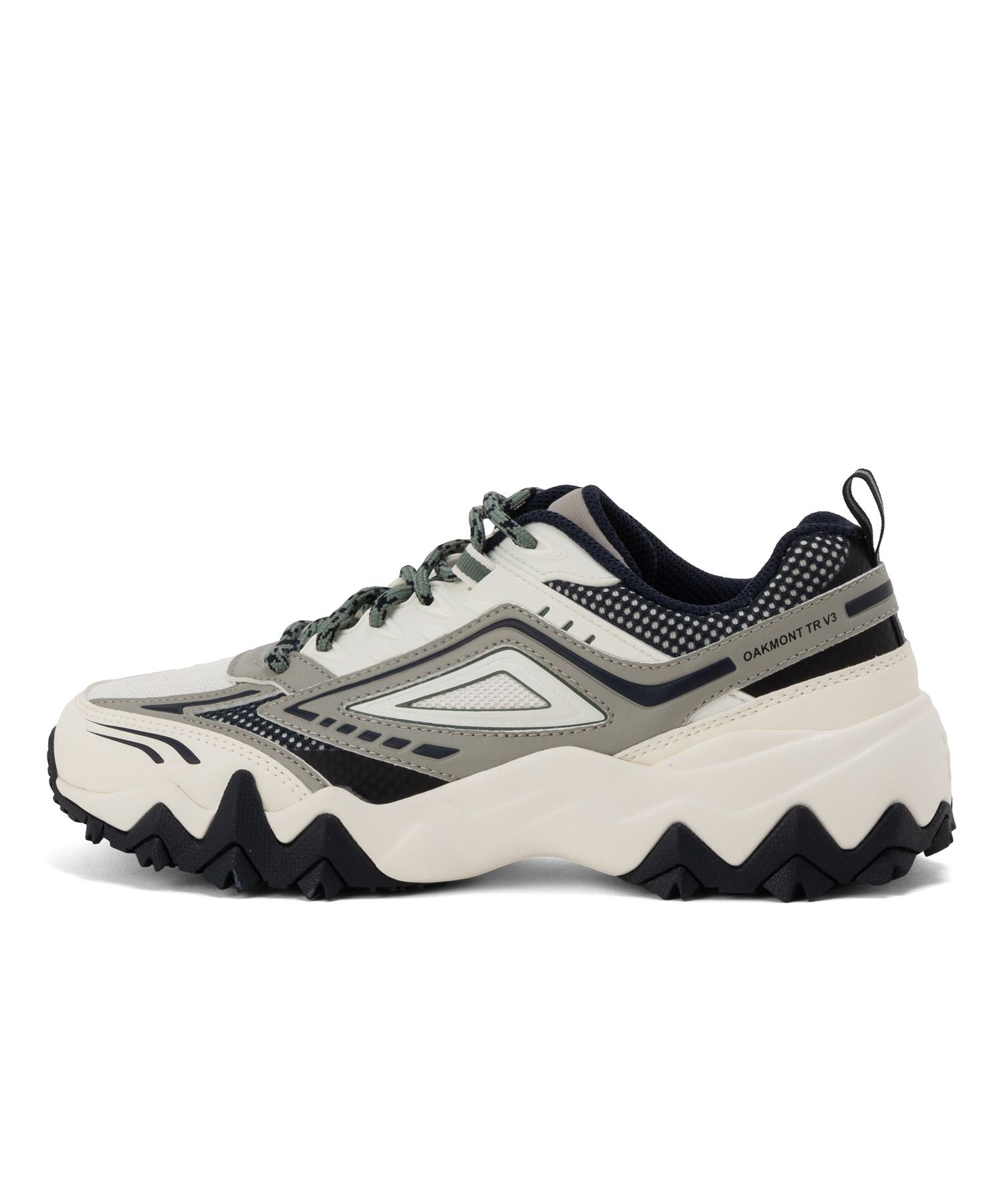 FILA OAKMONT TR v3 / Oakmont TR v3 Casual Thick-soled Sneakers / Light Gray