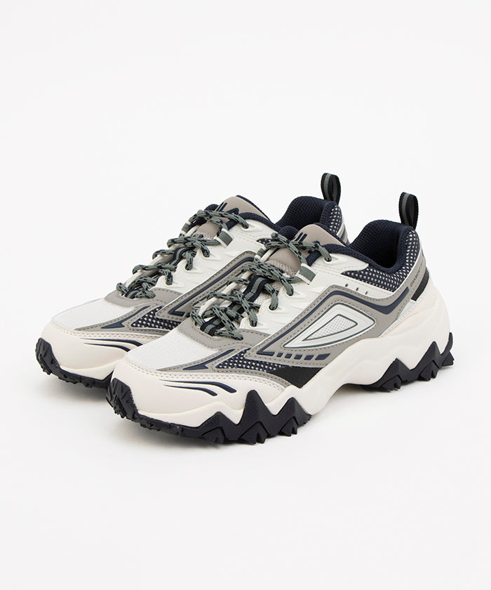 FILA OAKMONT TR v3 / Oakmont TR v3 Casual Thick-soled Sneakers / Light Gray