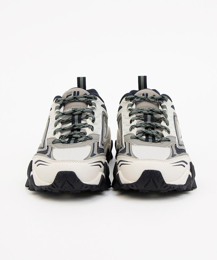 FILA OAKMONT TR v3 / Oakmont TR v3 Casual Thick-soled Sneakers / Light Gray