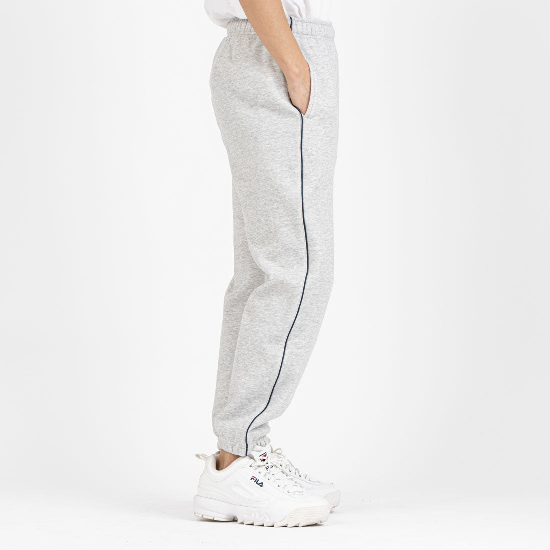 フィラ FILA パイピングジョガーパンツ / PIPING JOGGER PANTS / カジュアルウェア / メンズ (MGY) M.GREY