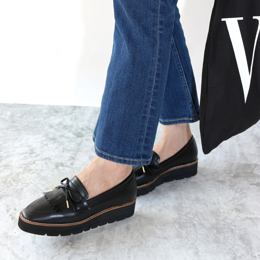 フィン Fin 厚底リボンキルトローファー【低反発スポンジ入り】 (ブラック) ブラック