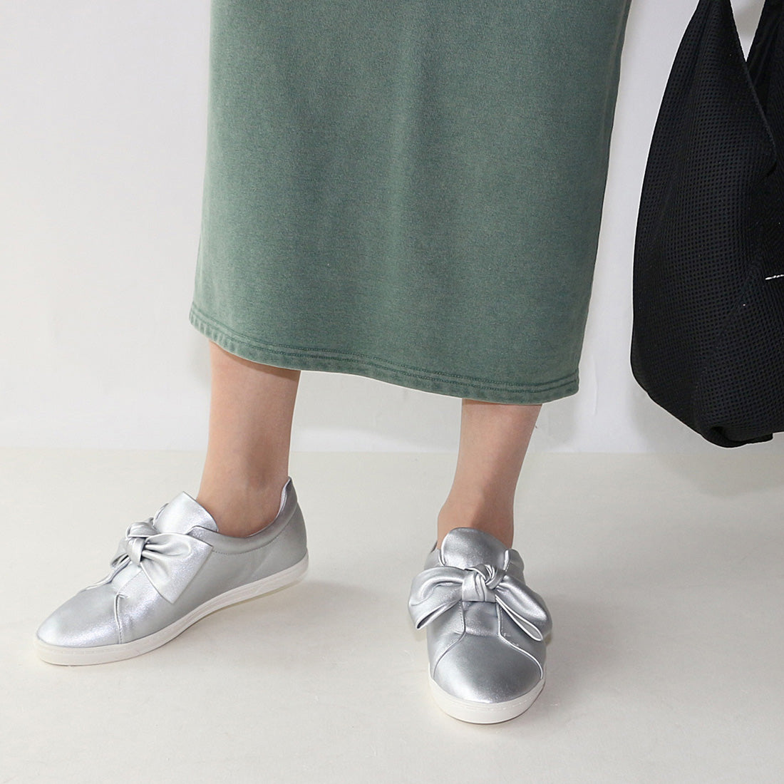 フィン Fin リボンスリッポン【低反発スポンジ入り】