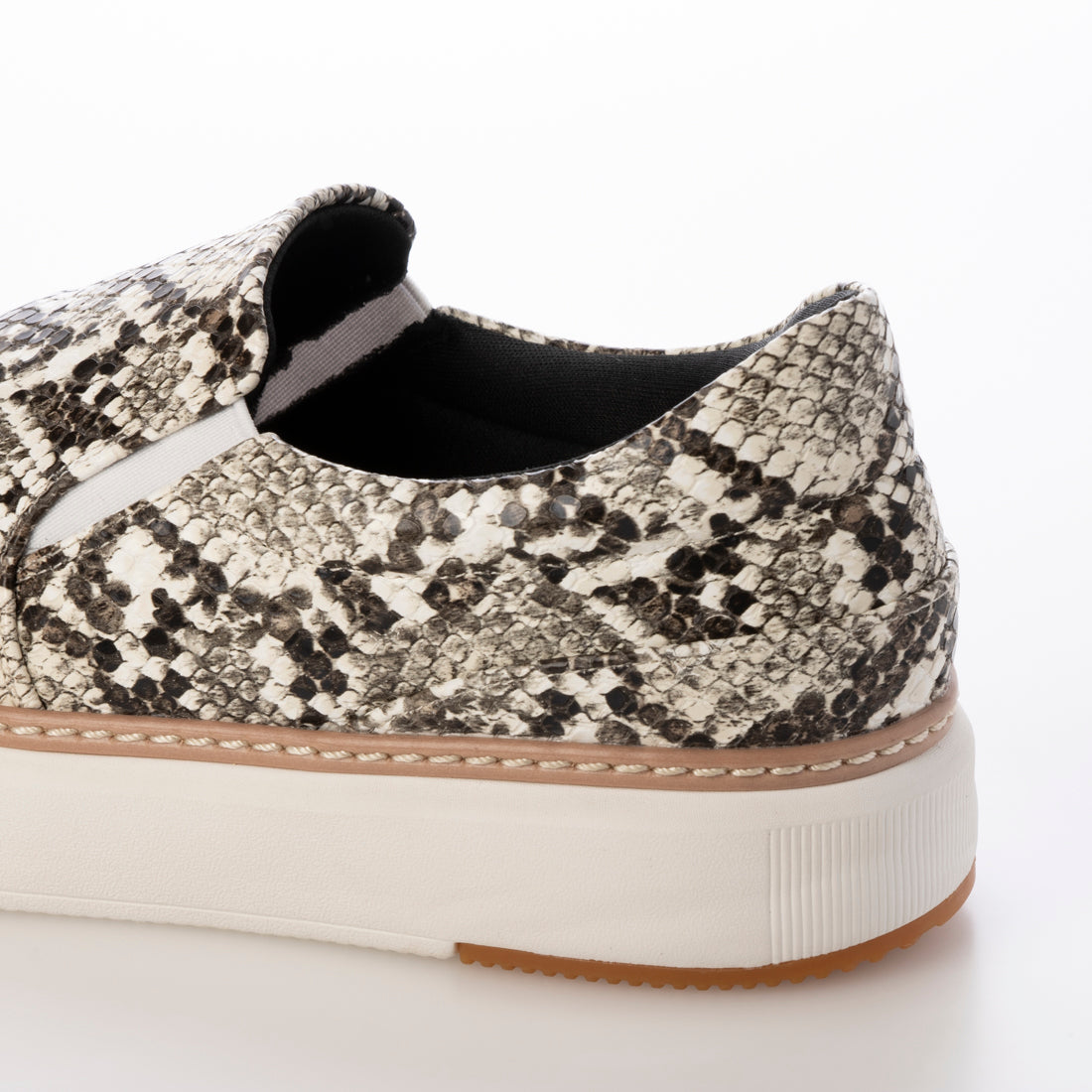 フィン Fin 厚底キルティングスリッポン【低反発スポンジ入り】 (パイソン) パイソン