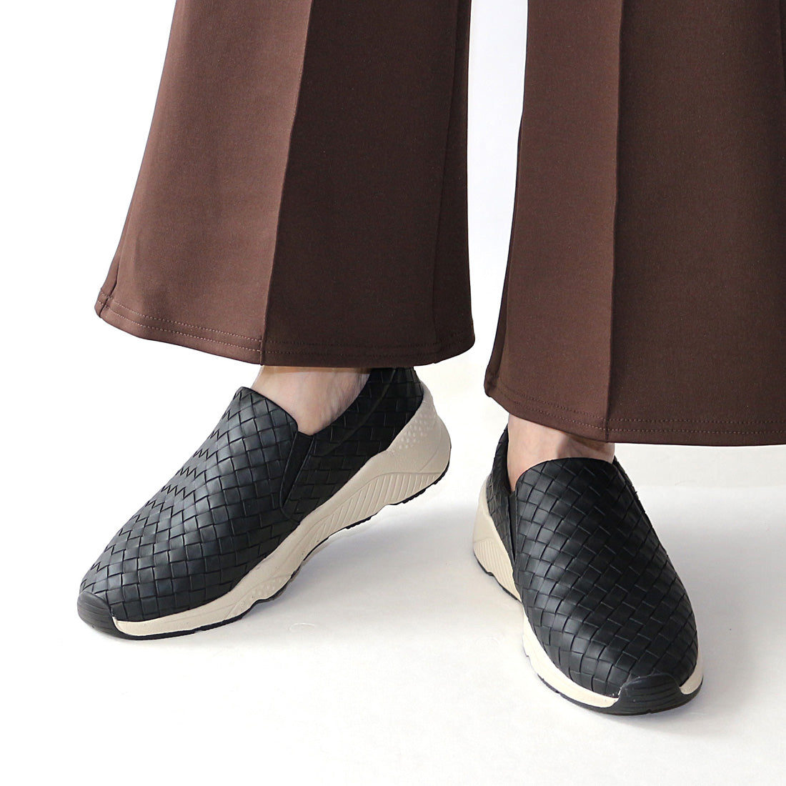 フィン Fin メッシュスリッポン【低反発スポンジ入り】 (ブラック) ブラック